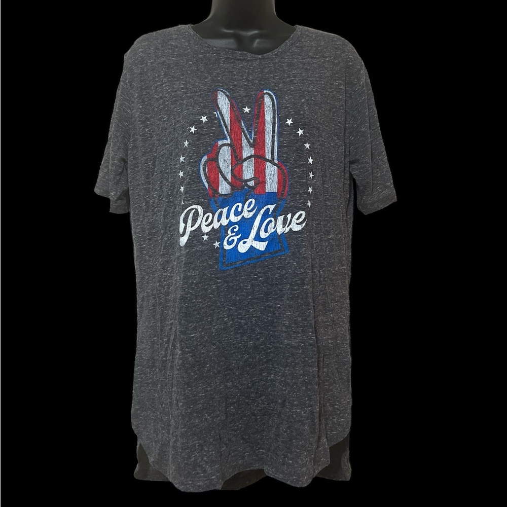 Women’s Royce Brand Peace and Love Shirt Size Large 4th of July